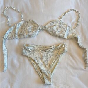 Devon Windsor white/silver pearl bikini brand new bridal XS